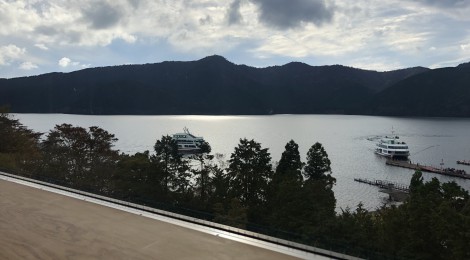 水族館に水陸両用バス！芦ノ湖畔の1日遊べる複合リゾート「箱根園」